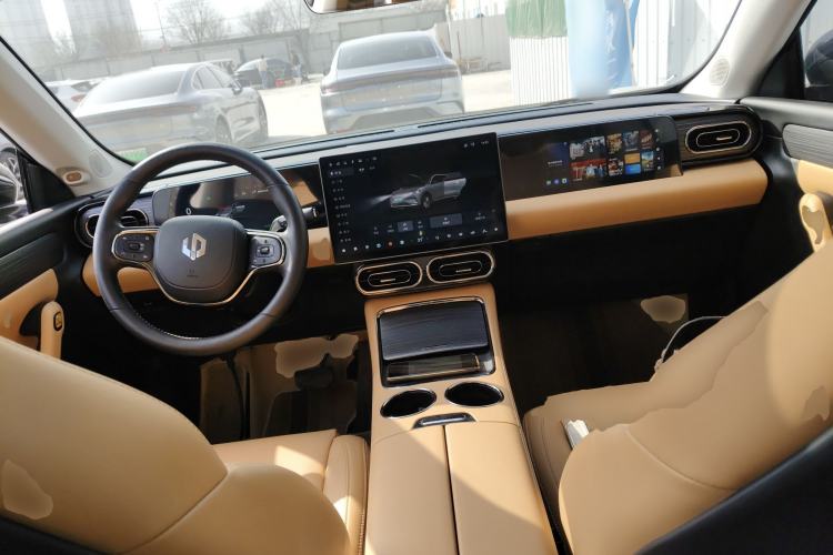 Used Leapmotor C11 2024 All-Electric 580 Luxury Edition
