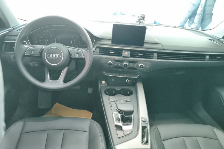 Used Audi A4L 2018 30th Anniversary Edition 40 TFSI Trendy Model