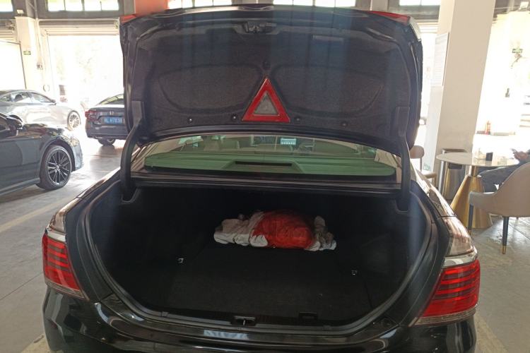 Used Toyota Crown 2012 2.5L Royal Leather Edition