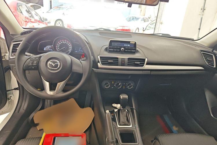 Used Mazda Mazda 3 Axela 2016 Sedan 1.5L Automatic Comfort Model
