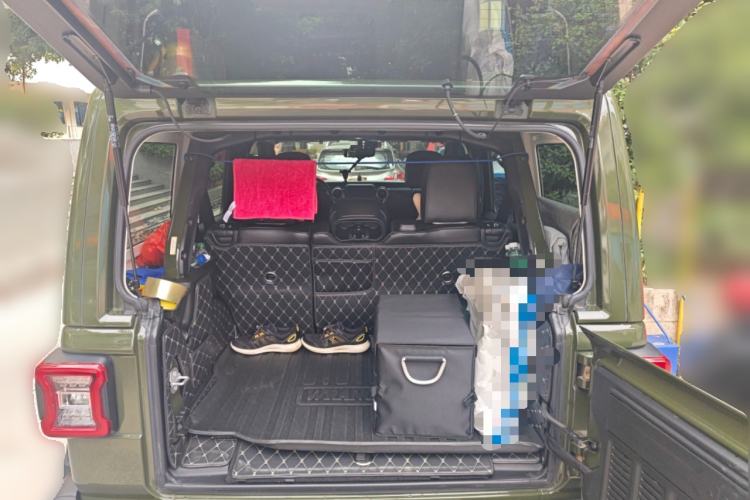 Used  Wrangler 2022 2.0T High Altitude Four-Door Edition
