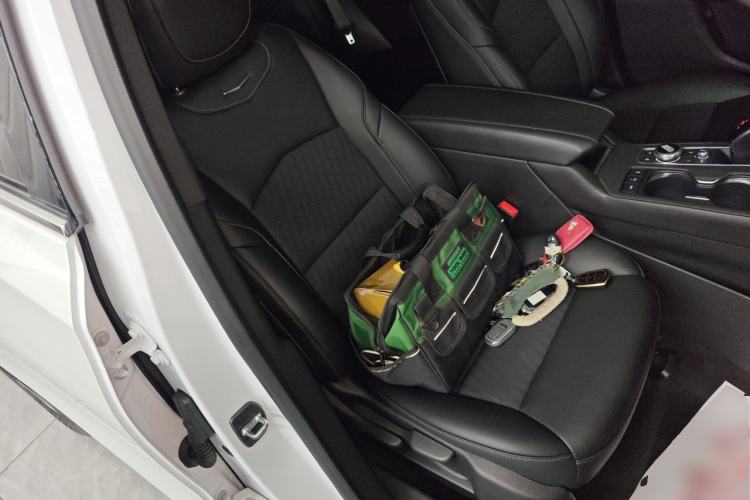 Used Cadillac XT4 2021 28T Two-Wheel Drive Tech Edition
