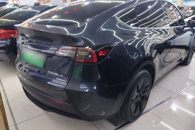 Used Tesla Model Y 2024 Rear-Wheel-Drive Version
