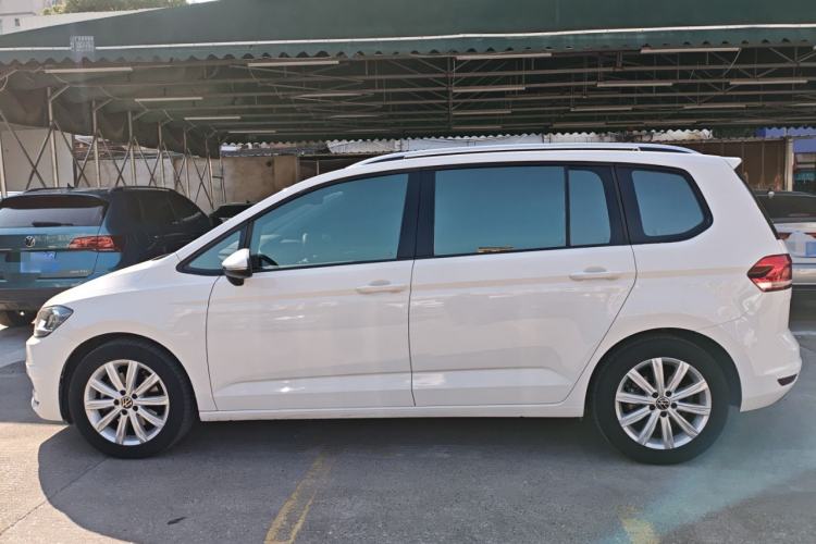 Used Volkswagen Touran 2021 Touran L 280TSI DSG Comfort Edition 7 Seats
