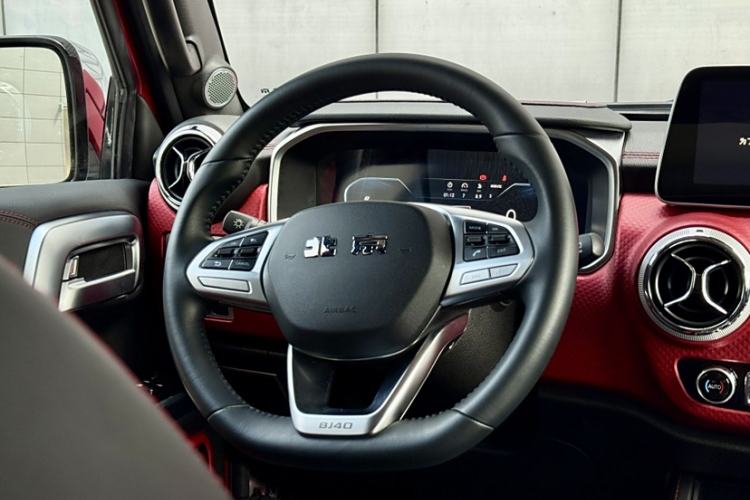 Used Beijing Auto BJ40 2021 2.0D Automatic Four-Wheel Drive Blade Hero Edition Adventurer Type