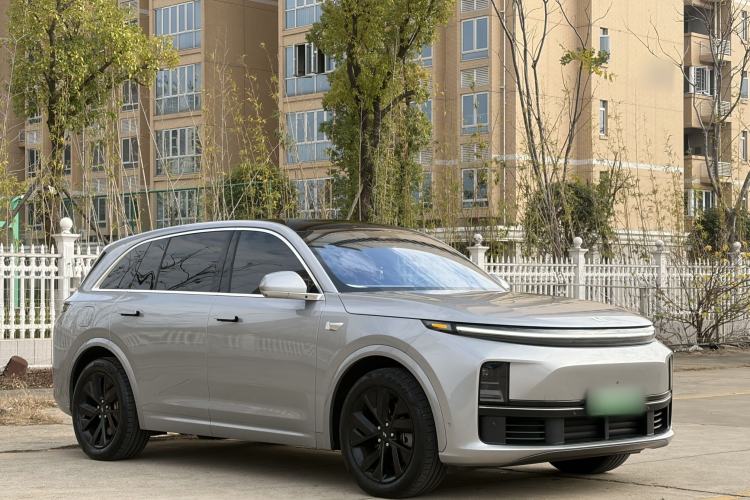 Used Li Auto L7 2023 Pro Model
