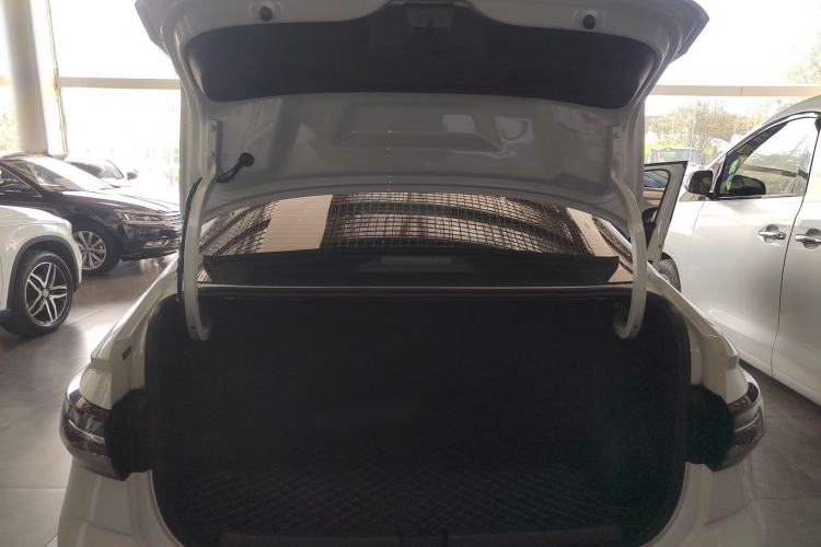 Used Volkswagen Lavida 2023 New Sharp 1.5L Automatic Excellent New Edition
