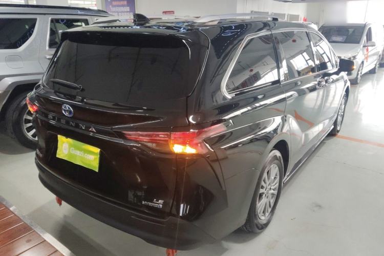 Used Toyota Sienna 2021 2.5L Hybrid Comfort Edition
