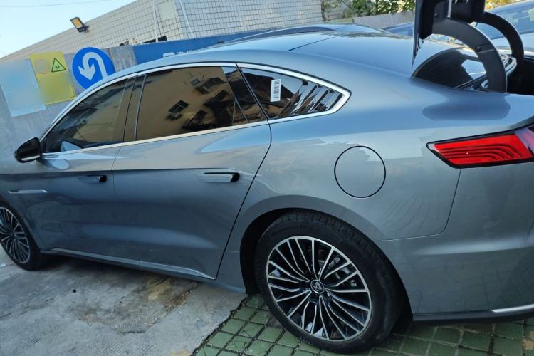 Used BYD Han 2020 EV Long-Range Luxury Model
