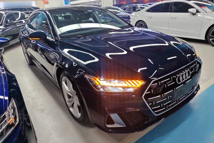 Used Audi A7L 2024 45TFSI quattro S-line Visionary Edition Flow Crystal Package
