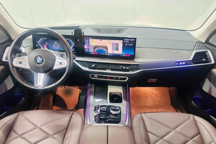 Used BMW X5 2023 xDrive 30Li Luxury M Sport Night Edition Package
