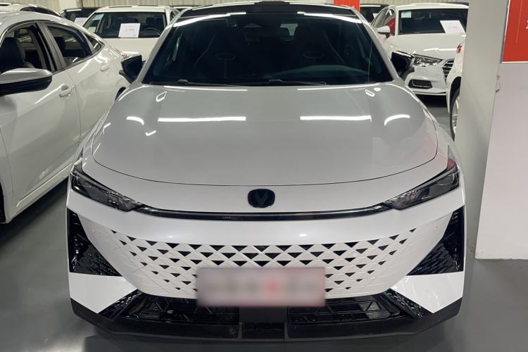 Used Changan UNI-V 2024 1.5T Prestige Edition
