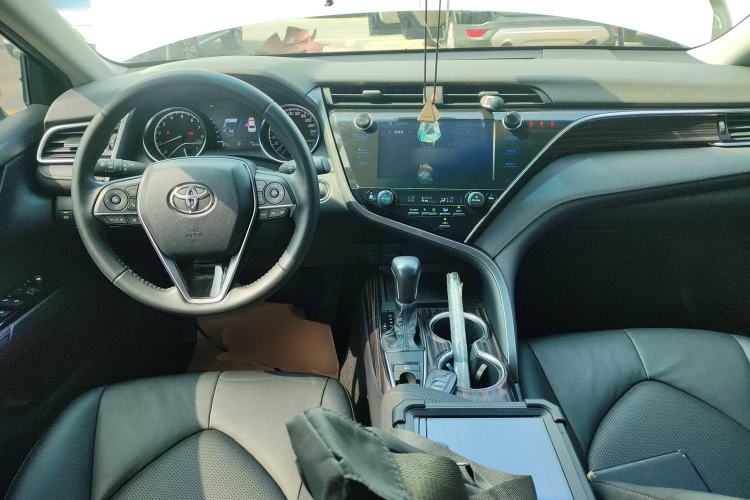 Used Toyota Camry 2019 2.0G Luxury Edition China VI Standard

