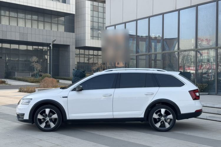 Used Skoda Octavia 2019 TSI280 DSG Luxury Edition Station Wagon China VI Standard