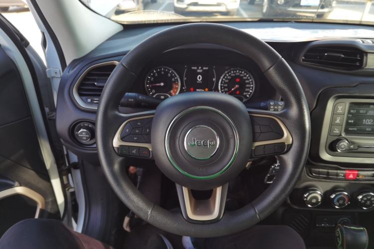 Used  Renegade 2017 180T Automatic High-Energy Version