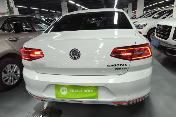 Used Volkswagen Magotan 2018 Facelift 330TSI DSG Luxury Model