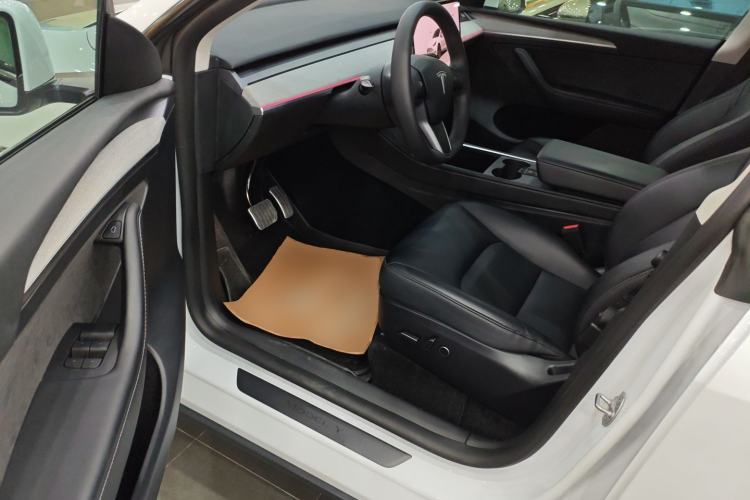 Used Tesla Model Y 2024 Rear-Wheel-Drive Version