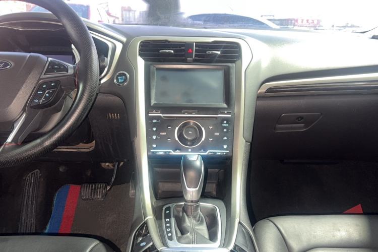 Used Ford Mondeo 2013 2.0L GTDi 200 Fashion Edition
