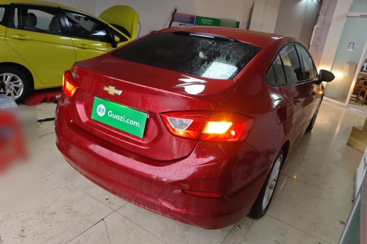 Used Chevrolet Cruze 2018 Revised Version 320 Automatic Pioneer Edition