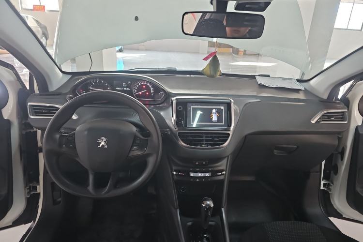 Used Peugeot 2008 2014 1.6L Automatic Fashion Edition