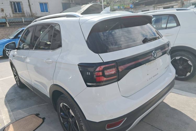 Used Volkswagen Tacqua 2021 200TSI DSG JoyConnect Edition