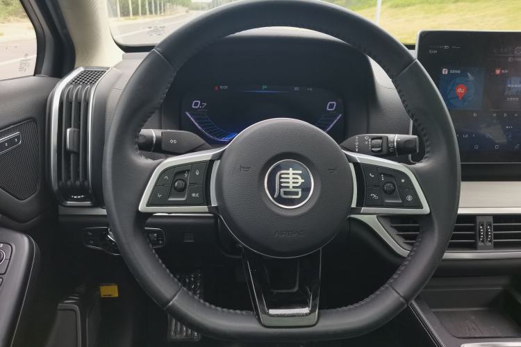 Used BYD Tang 2018 2.0T Automatic SmartConnect Prestige 7-Seater China V Standard
