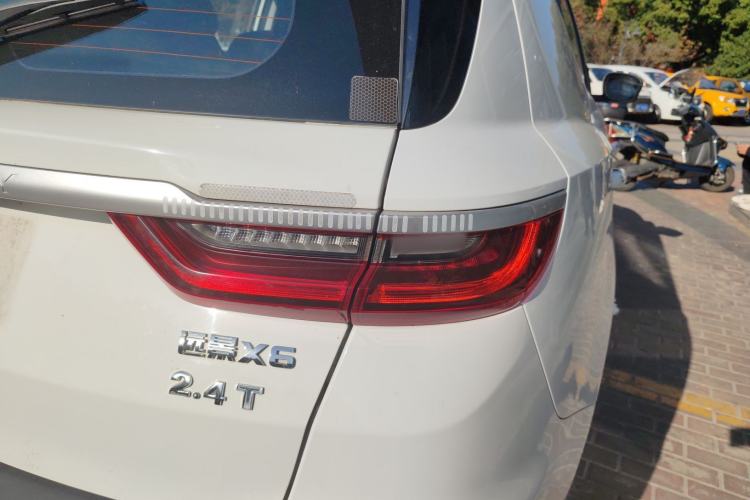 Used Geely Auto Vision X6 2020 1.4T CVT Luxury Edition
