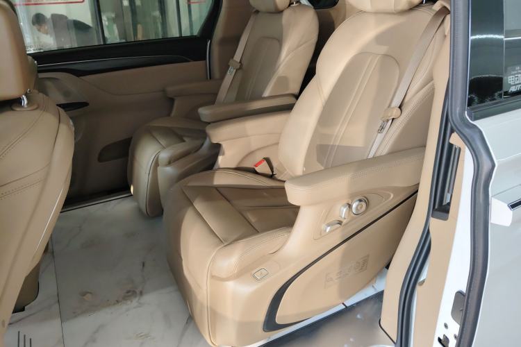 Used Buick GL8 2021 ES Land Cruiser 653T Flagship Model
