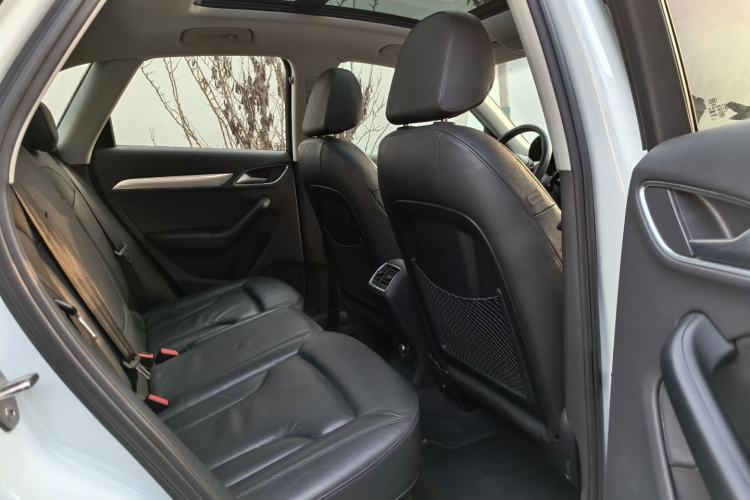 Used Audi Q3 2016 30 TFSI Collector's Edition Comfort Model
