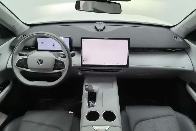 Used Changan UNI-Z 2025 1.5T Premium Edition
