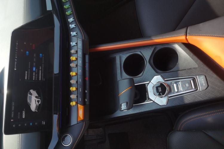 Used Changan UNI-V 2022 1.5T Prestige Version
