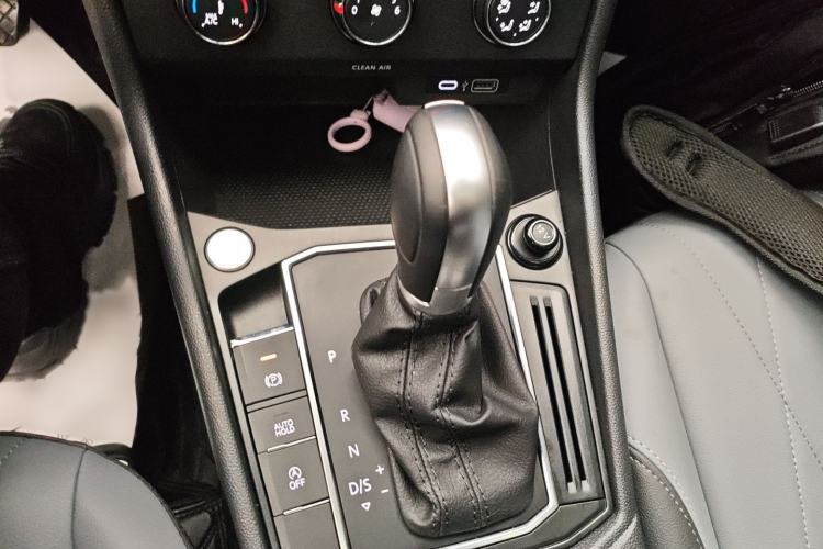 Used Volkswagen Lavida 2023 Revised Version 1.5L Automatic Starry Sky Edition – 5 Million Units