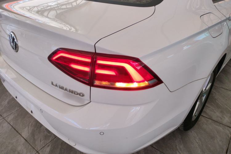 Used Volkswagen Lamando 2018 230TSI DSG Fashion Edition