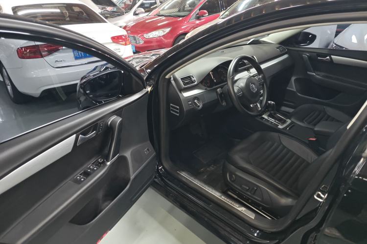 Used Volkswagen Magotan 2016 1.8TSI Smart Enjoyment Leading Model
