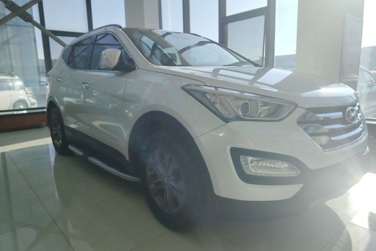Used Hyundai Santa Fe 2013 Revised Version 2.4L Automatic All-Wheel Drive Smart Type
