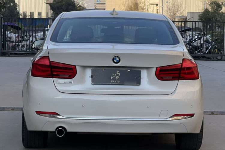 Used BMW 3 Series 2017 318Li Fashion Model
