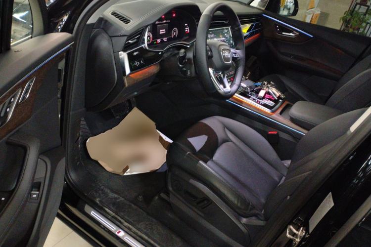 Used Audi Q7 2023 45 TFSI quattro S line Sport model