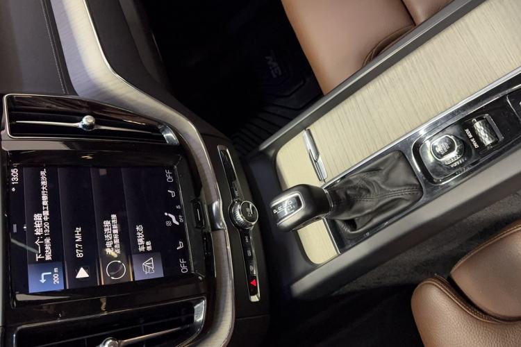 Used Volvo XC60 2018 T5 4x4 Zhiya Luxury Edition
