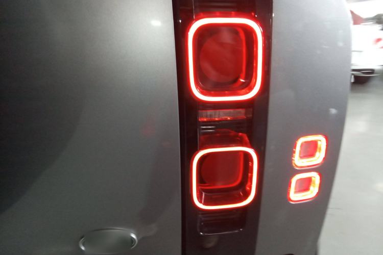 Used Land Rover Defender 2023 Facelift 110 3.0T P400 X-DYNAMIC HSE