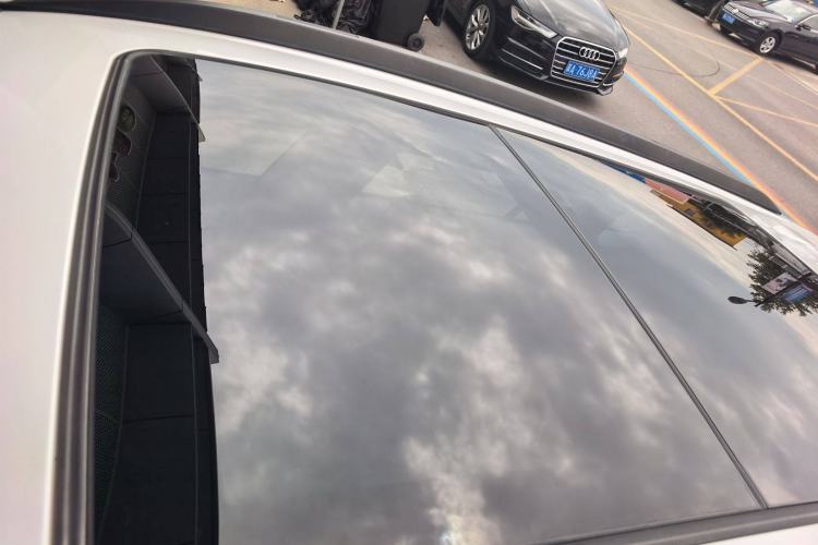 Used Toyota FRONTLANDER 2023 2.0L Smart Electric Hybrid Dual-Engine Deluxe Version
