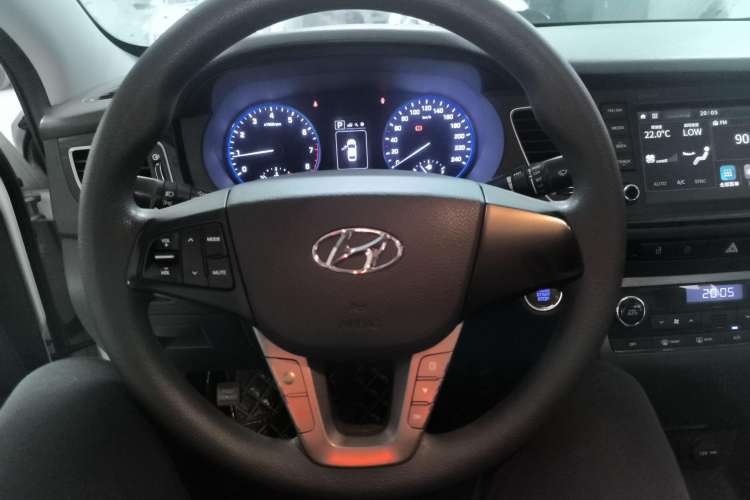 Used Hyundai Mistra 2016 1.8L Automatic Smart GLS
