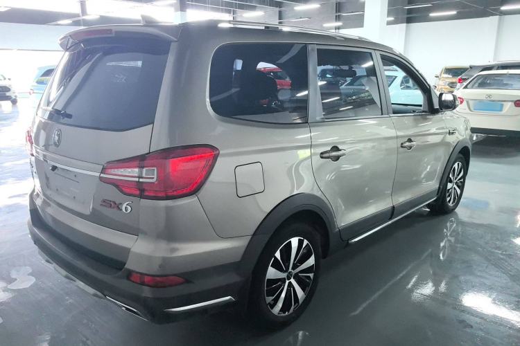 Used FORTHING SX6 2022 1.6L Manual Luxury Version
