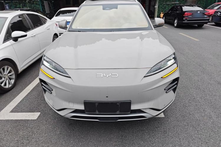 Used BYD Song PLUS New Energy 2024 Honor Edition EV 520km Flagship Model
