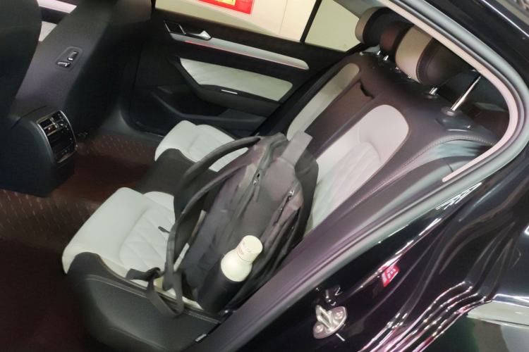 Used Volkswagen Magotan 2023 2 Million Units Commemorative Edition 330TSI DSG Luxury Version
