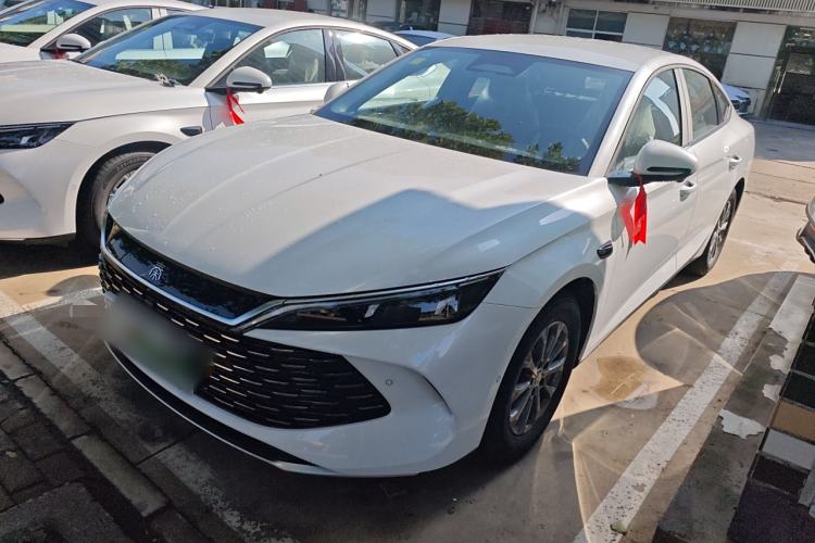 Used BYD Qin L 2025 DM-i Smart Drive 80KM Leading Model
