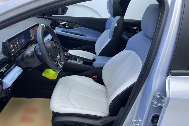 Used GAC Trumpchi EMPOW 2023 Shadow Leopard H Smart Hybrid Edition
