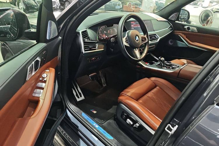 Used BMW X7 2019 xDrive40i Executive Model M Sport Package
