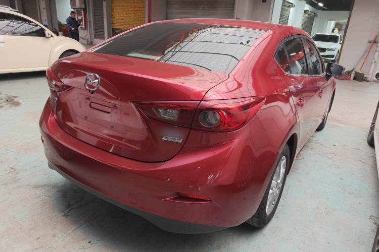 Used Mazda Mazda 3 Axela 2014 Sedan 1.5L Automatic Luxury Model
