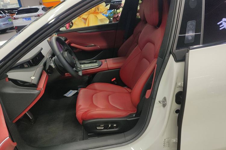 Used  SU7 2024 Four-Wheel Drive Ultra-Long Range Advanced Intelligent Driving Max Edition
