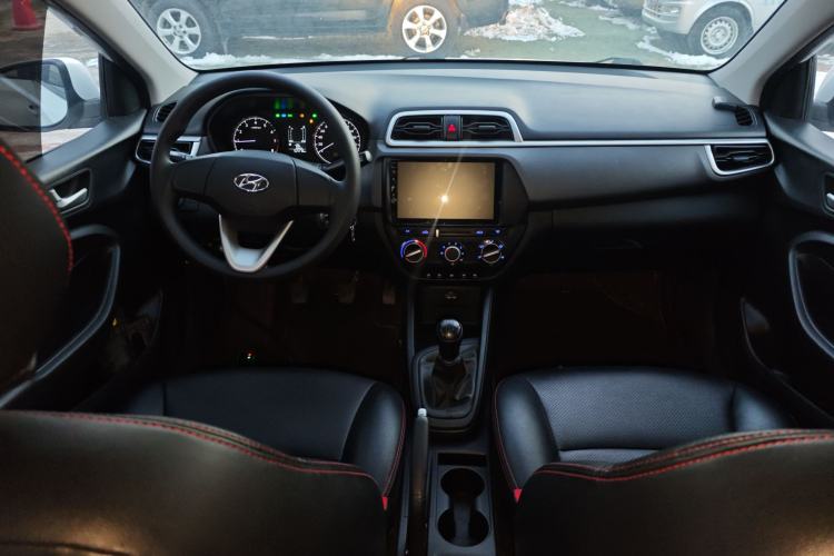 Used Hyundai Verna 2017 1.4L Manual Refreshed Version China V Standard
